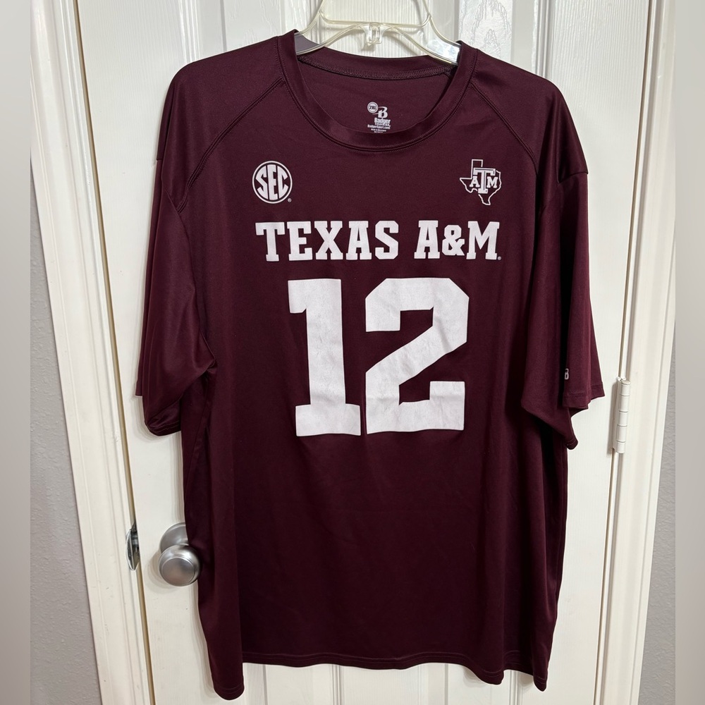 Texas A&M dri-fit shirt size 2XL